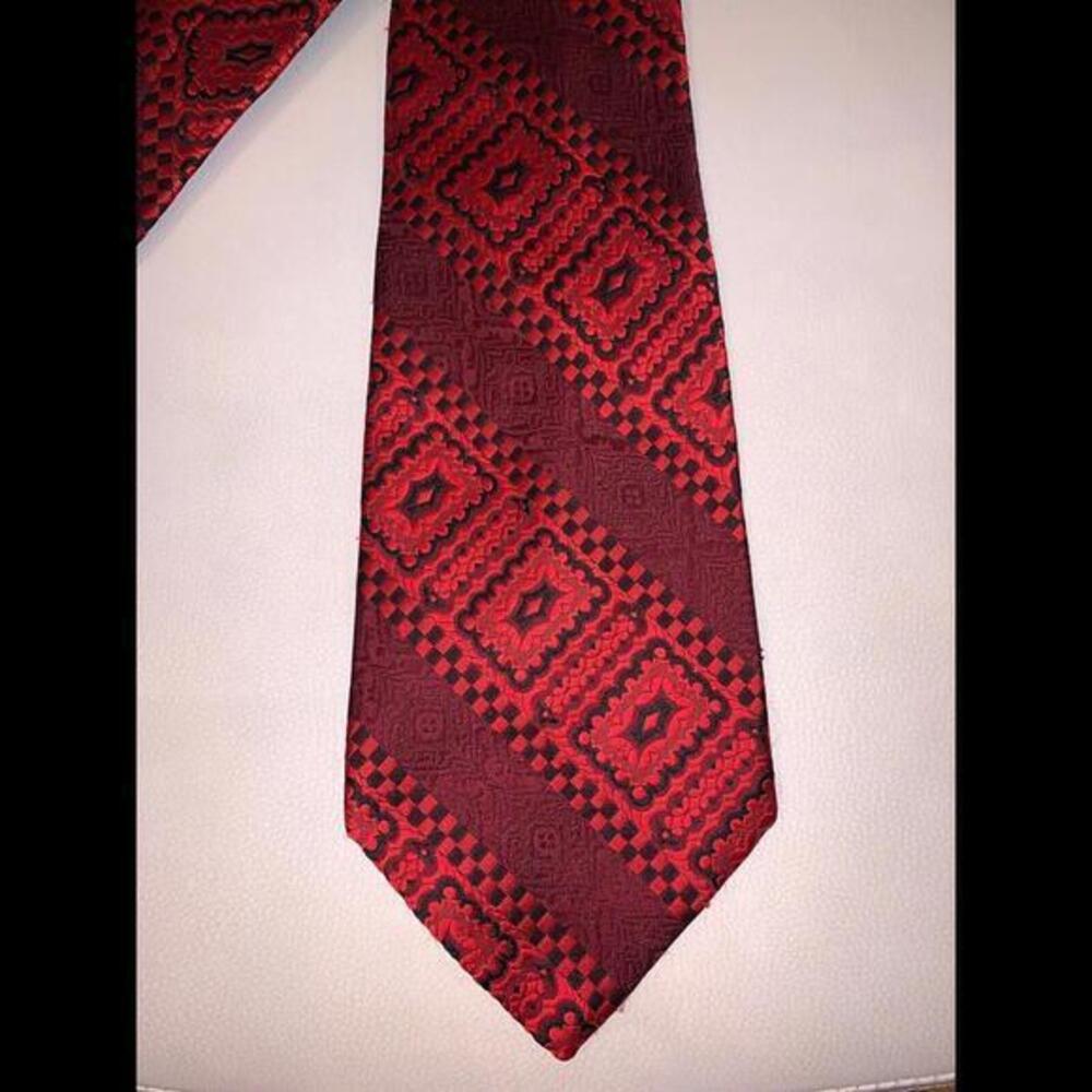 Vintage Wide Tie Red Black Geometric Made in Israel Efram Ilani Necktie